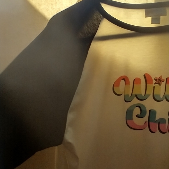 LulaRoe Randy Tee - Picture 2 of 4